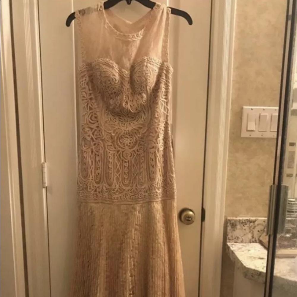 Nordstrom, Sue Wong Champagne Gown, Sz6. NWT.